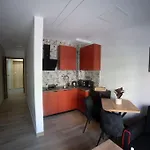 Coloris Rubrum Room